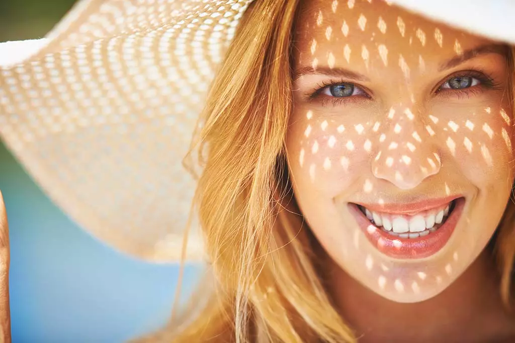 Cuidados básicos para proteger el rostro del sol